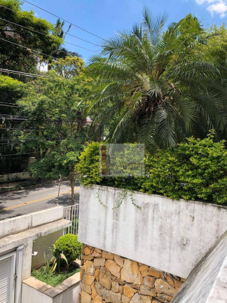 Casa com 4 Quartos à Venda, 550 m² em Pacaembu - São Paulo