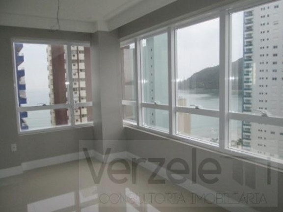 Imagem Apartamento com 3 Quartos à Venda, 136 m² em Centro - Balneário Camboriú