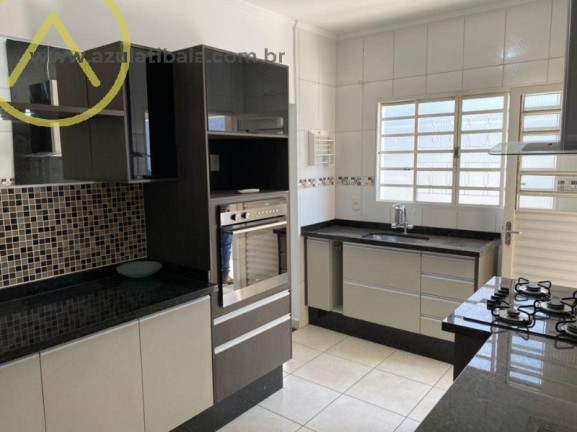 Imagem Casa com 2 Quartos à Venda, 100 m² em Nova Cerejeira - Atibaia