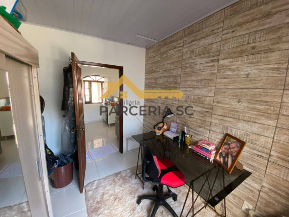 Imagem Casa com 2 Quartos à Venda, 85 m² em São Sebastião - Palhoça