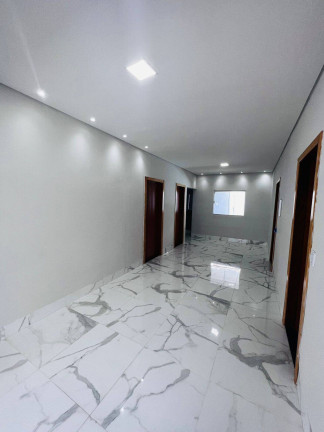 Imagem Casa com 3 Quartos à Venda, 220 m² em Tijucal - Cuiabá