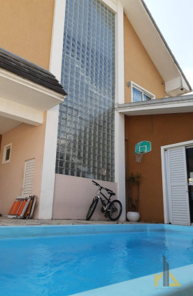 Imagem Casa com 4 Quartos à Venda, 191 m² em Bairro Alto - Curitiba
