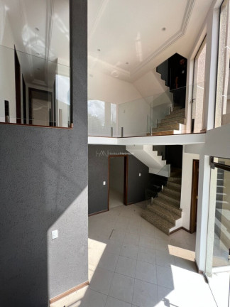 Imagem Casa com 3 Quartos à Venda, 399 m² em Pilarzinho - Curitiba