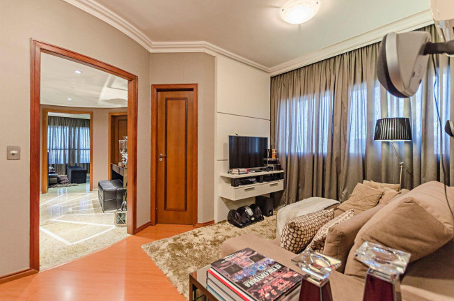 Imagem Apartamento com 3 Quartos à Venda, 149 m² em Cristo Rei - Curitiba