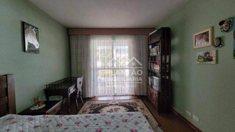 Foto do imóvel: Sobrado com 3 Quartos à Venda, 170 m² em Boqueirão - Curitiba