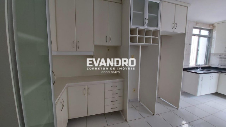 Imagem Apartamento com 3 Quartos à Venda, 123 m² em Quilombo - Cuiabá