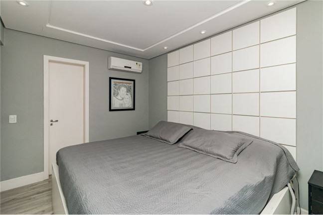 Imagem Apartamento com 3 Quartos à Venda, 112 m² em Rio Branco - Porto Alegre