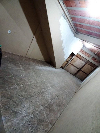 Imagem Casa com 4 Quartos à Venda, 130 m² em Vila Costa Muniz - Cubatão