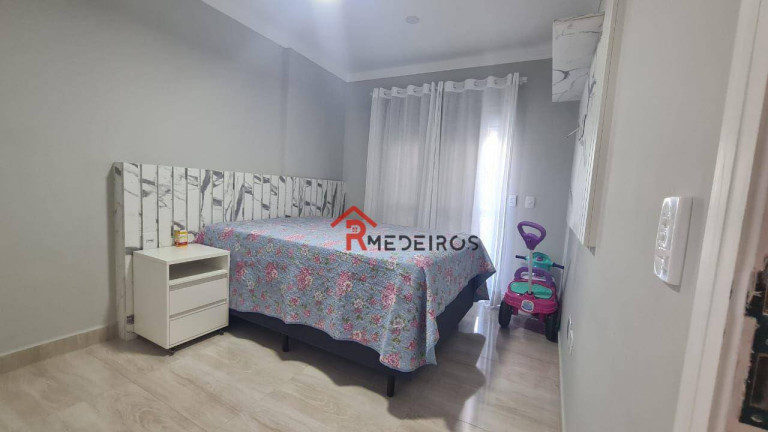 Imagem Apartamento com 3 Quartos à Venda, 138 m² em Vila Guilhermina - Praia Grande