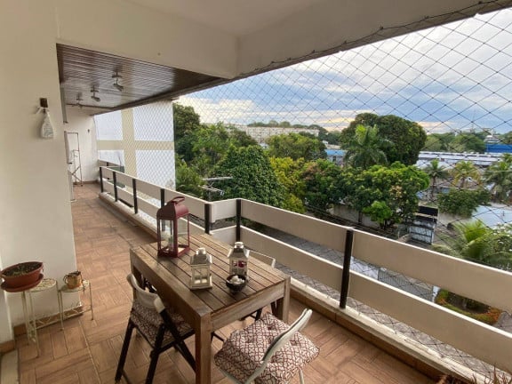 Imagem Apartamento com 3 Quartos à Venda, 140 m² em Flores - Manaus