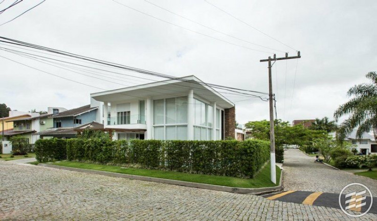 Imagem Casa com 4 Quartos à Venda, 730 m² em Estados - Balneário Camboriú