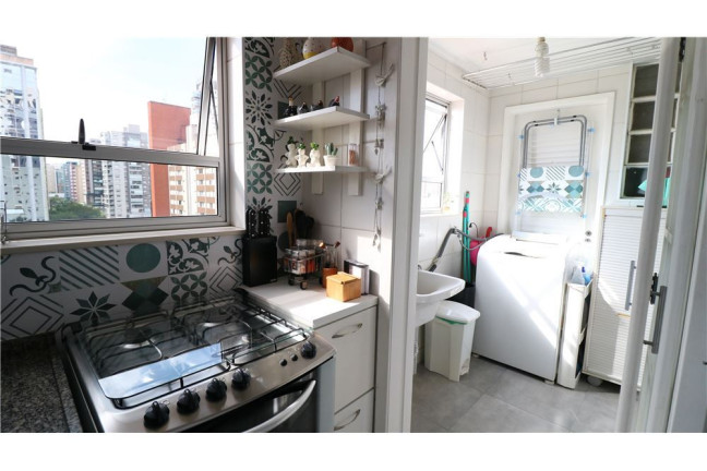 Imagem Apartamento com 2 Quartos à Venda, 69 m² em Moema - São Paulo