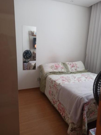 Imagem Apartamento com 2 Quartos à Venda, 45 m² em Chácaras Reunidas Santa Terezinha - Contagem