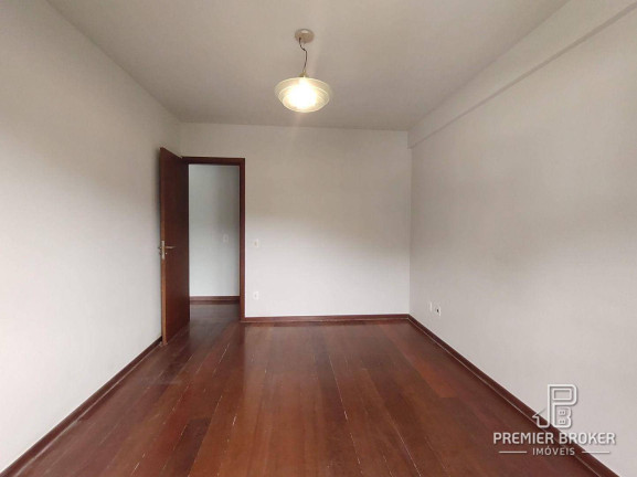 Imagem Apartamento com 3 Quartos à Venda, 116 m² em Agriões - Teresópolis