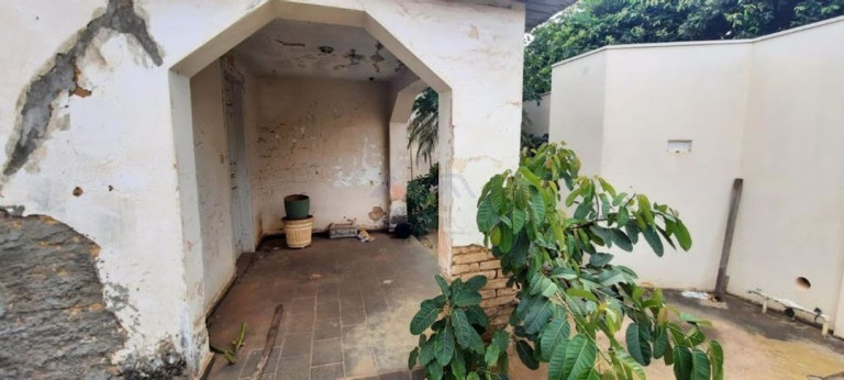 Imagem Casa com 3 Quartos à Venda, 300 m² em Centro - Guararapes