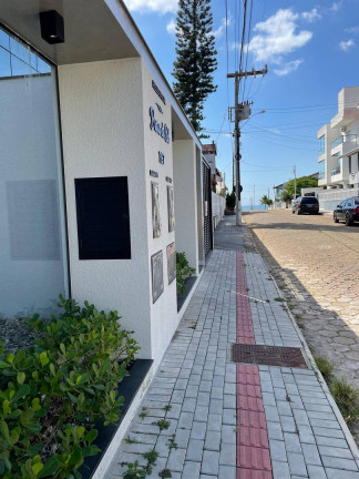 Imagem Casa com 3 Quartos à Venda,  em Centro - Barra Velha