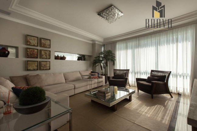 Imagem Apartamento com 3 Quartos à Venda, 217 m² em Centro - Balneário Camboriú