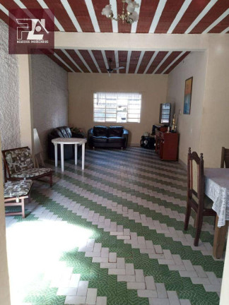 Imagem Casa com 3 Quartos à Venda, 250 m² em Piteu - Cachoeira Paulista