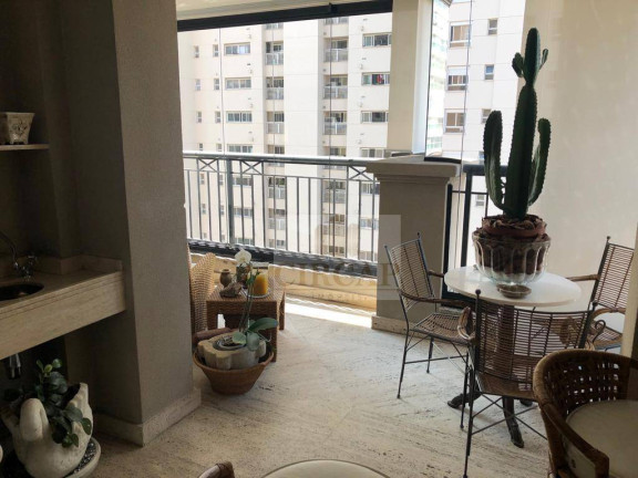 Apartamento com 4 Quartos à Venda, 303 m² em Vila Uberabinha - São Paulo