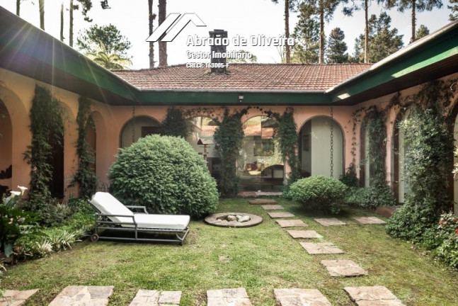 Imagem Casa com 4 Quartos à Venda, 1.199 m² em Toriba - Campos Do Jordão