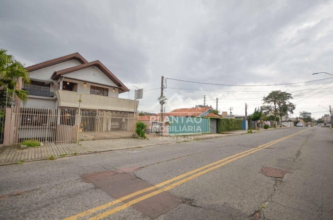 Foto do imóvel: Casa com 4 Quartos à Venda,  em Pinheirinho - Curitiba