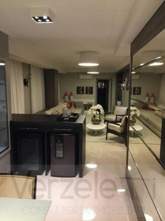 Imagem Apartamento com 3 Quartos à Venda, 136 m² em Centro - Balneário Camboriú