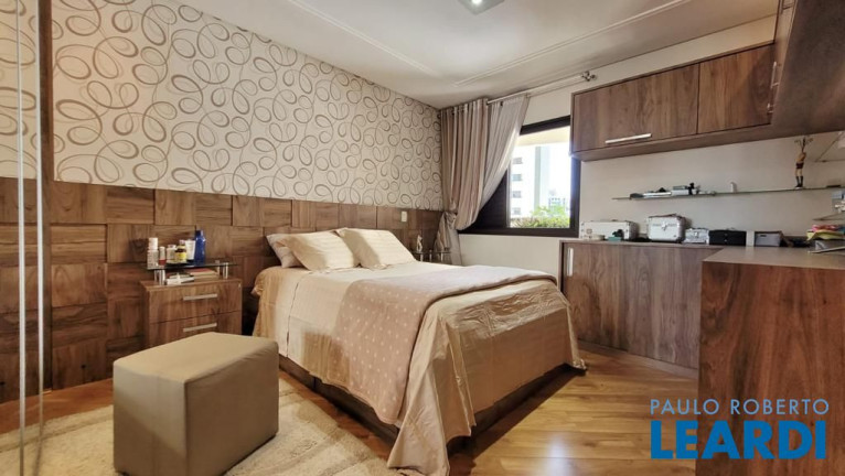 Imagem Apartamento com 3 Quartos à Venda, 145 m² em Centro - Santo André