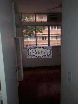Apartamento com 2 Quartos à Venda, 100 m² em Leme - Rio De Janeiro