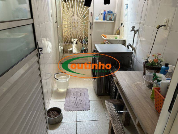 Imagem Casa com 5 Quartos à Venda, 241 m² em Grajaú - Rio De Janeiro