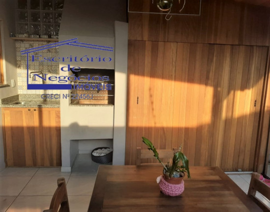 Imagem Casa com 2 Quartos à Venda, 112 m² em Hípica - Porto Alegre