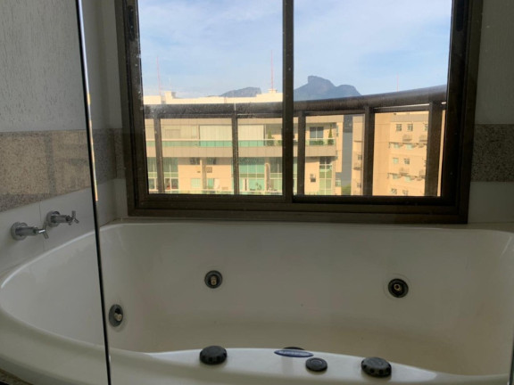 Imagem Apartamento com 5 Quartos à Venda, 407 m² em Barra Da Tijuca - Rio De Janeiro