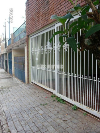 Casa com 4 Quartos à Venda, 230 m² em Jardim Guedala - São Paulo