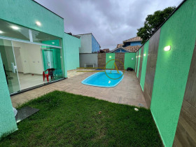 Casa com 3 Quartos à Venda, 200 m² em Balneário Stella Maris - Peruíbe