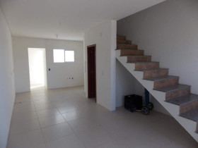 Imóvel com 2 Quartos para Alugar, 70 m² em Morada Das Palmeiras - Torres