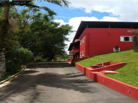 Imóvel com 3 Quartos à Venda, 44.355 m² em Bairro Das Marrecas - Juquitiba