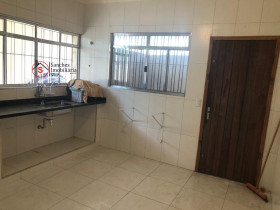 Casa com 2 Quartos para Alugar, 110 m² em Quinta Da Paineira - São Paulo