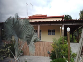 Casa com 2 Quartos à Venda, 2.000 m² em Zona Rural - Esmeraldas