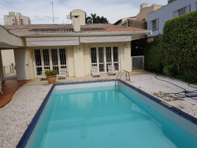Imóvel com 4 Quartos para Alugar, 530 m² em Jardim Europa - Piracicaba