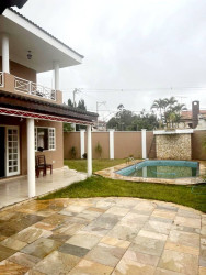 Casa com 3 Quartos para Alugar, 420 m² em Interlagos - São Paulo