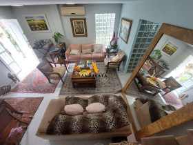 Casa de Condomínio com 3 Quartos para Alugar, 260 m² em Recreio Dos Bandeirantes - Rio De Janeiro