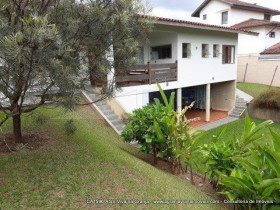 Casa com 4 Quartos à Venda, 230 m² em Vila Diva - Carapicuíba