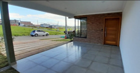 Casa de Condomínio com 3 Quartos à Venda, 124 m² em Vale Dos Cristais - Taubate