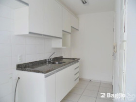 Apartamento com 3 Quartos à Venda, 71 m² em Orleans - Curitiba