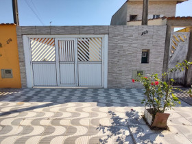 Casa com 3 Quartos à Venda, 79 m² em Vila Seabra - Mongaguá