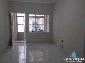Casa com 2 Quartos à Venda, 105 m² em Embaré - Santos