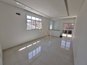 Casa com 3 Quartos à Venda, 95 m² em Embaré - Santos