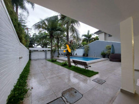 Casa de Condomínio com 4 Quartos à Venda, 323 m² em Barra Da Tijuca - Rio De Janeiro