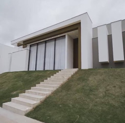 Casa com 3 Quartos à Venda, 1.000 m² em Betim