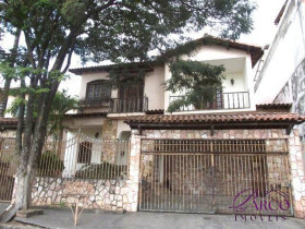 Casa com 5 Quartos à Venda, 490 m² em Estrela Dalva - Belo Horizonte