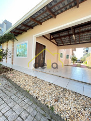 Casa com 4 Quartos à Venda, 175 m² em Costa E Silva - Joinville